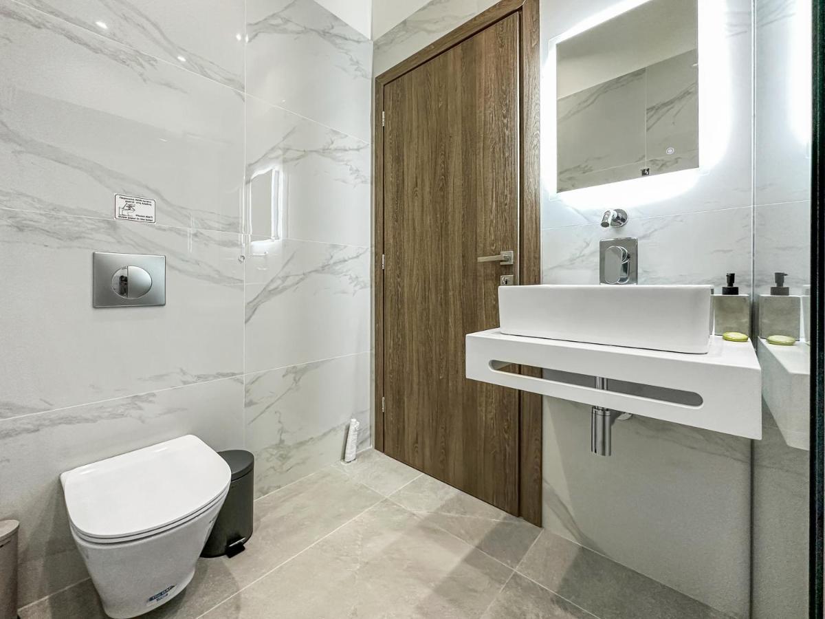 Robin'S Aparthotel Apolpaina Екстериор снимка